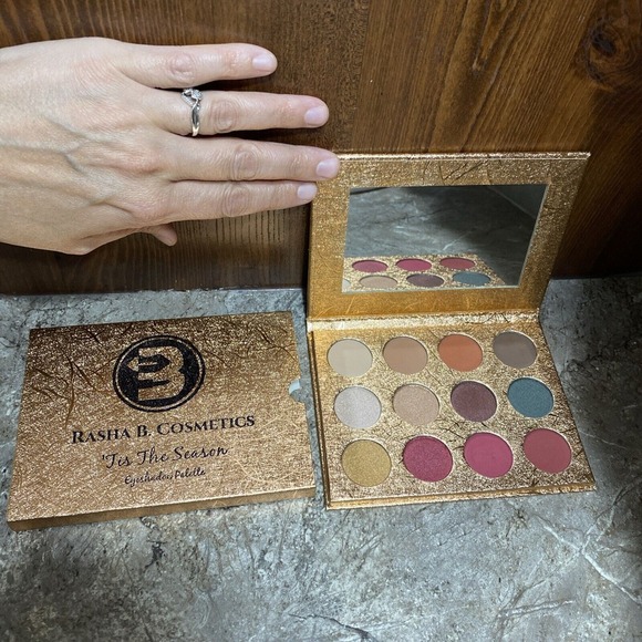 Rasha B Other - Tis The Season Eye Shadow Pallet Rasha B Cosmetics 12 Color Pressed Pigment